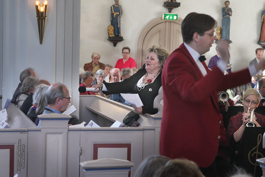 Marianne M�rck Limhamns brassband Lomma kyrkok�r Foto: Sven Henriksson, minnesbild.com