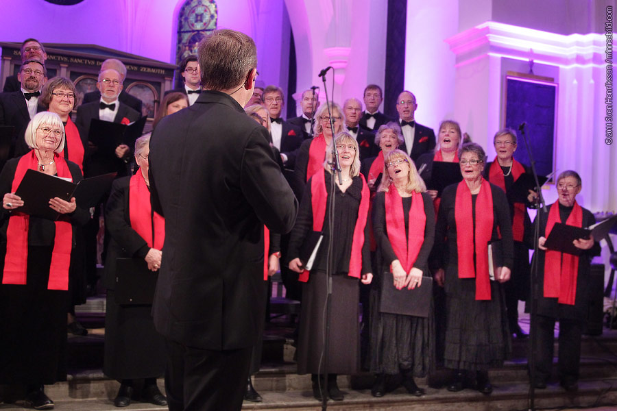 Vocal Six och Lomma Kyrkok�r julkonsert i Lomma kyrka (minnesbild.com)
